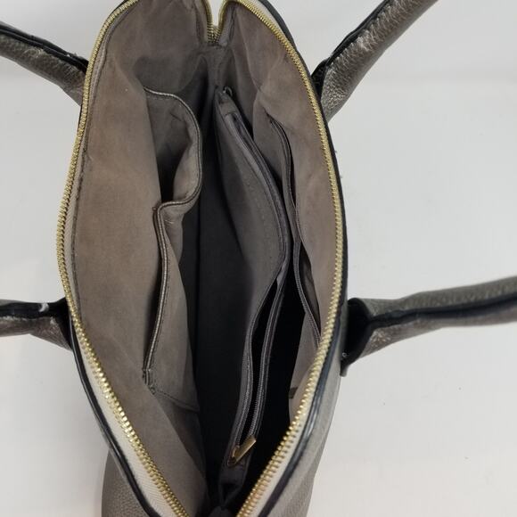 Gray Large Shoulder Handbag Excellent Comfortable Lightweight Easy to Care Purse - Picture 10 of 10